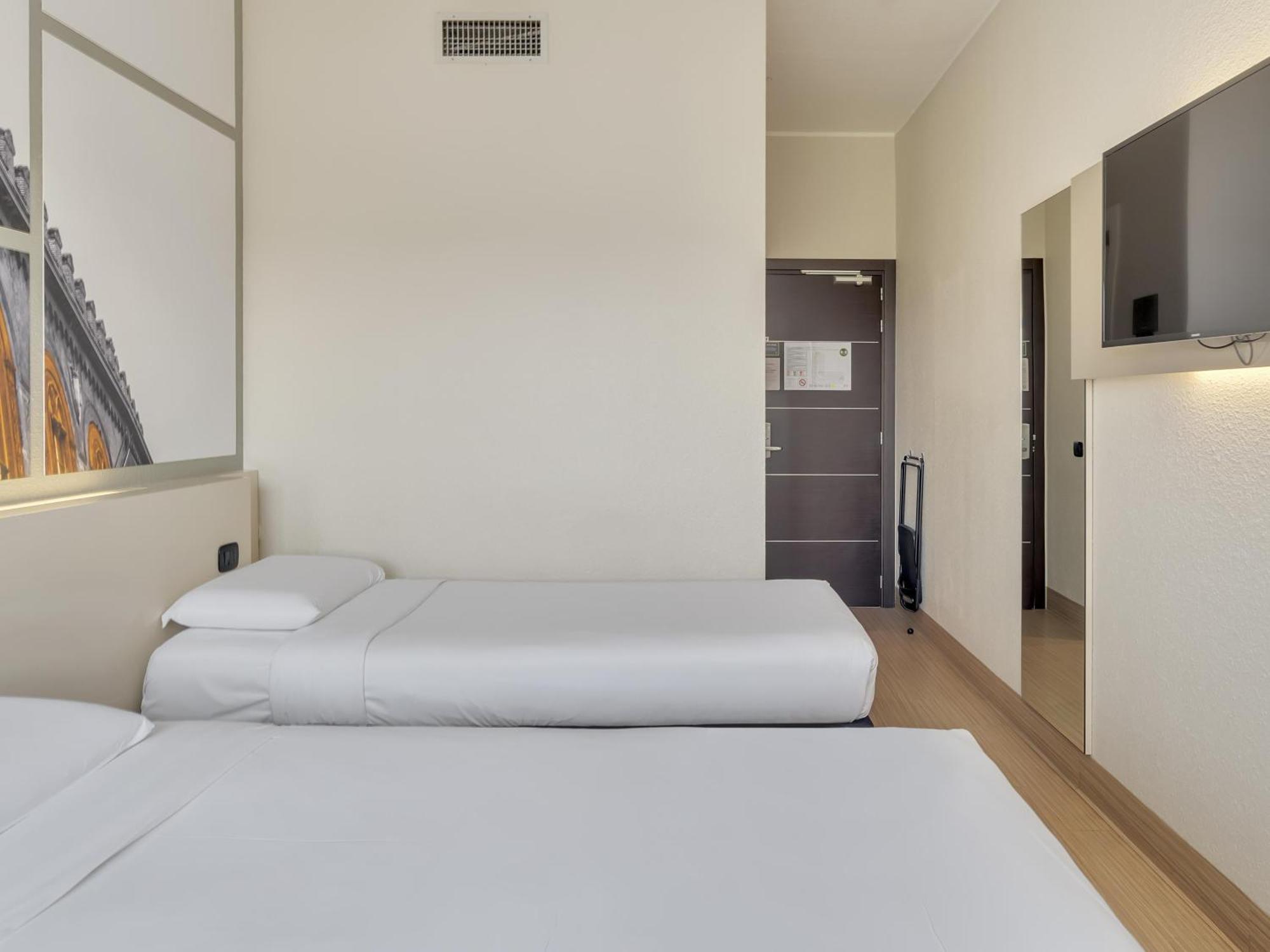 B&B Hotel קרמונה מראה חיצוני תמונה