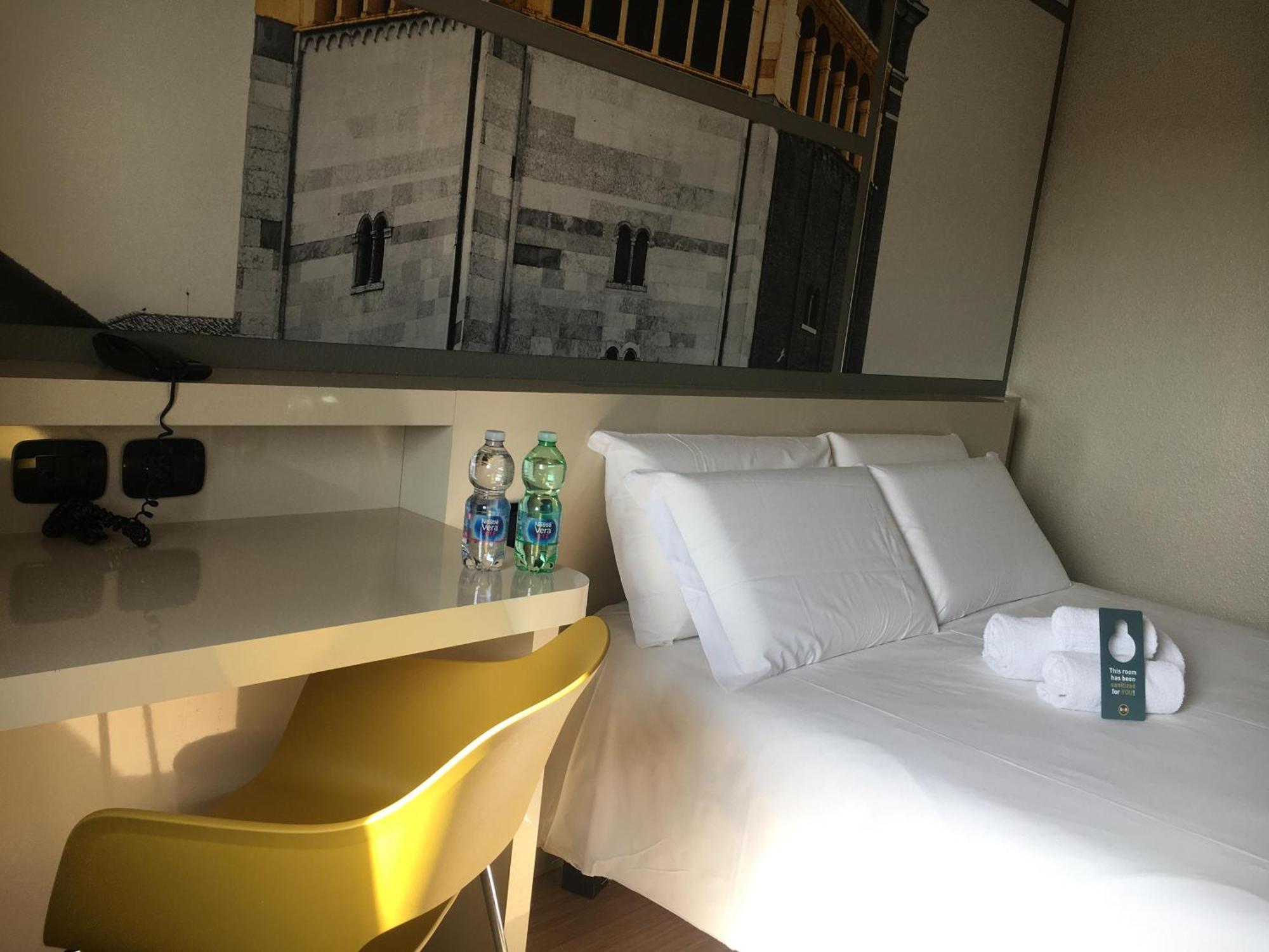 B&B Hotel קרמונה מראה חיצוני תמונה
