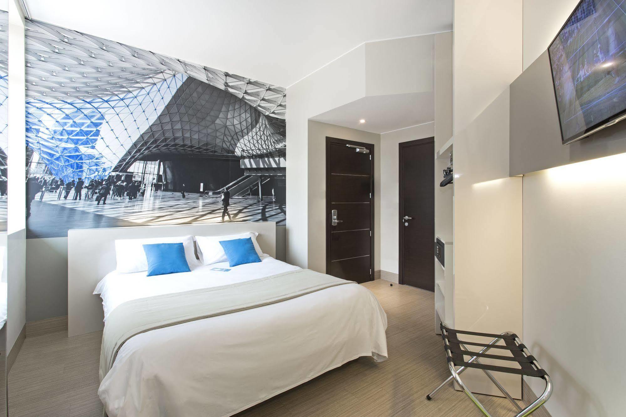 B&B Hotel קרמונה מראה חיצוני תמונה